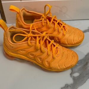 Nike Orange Women's Sneakers